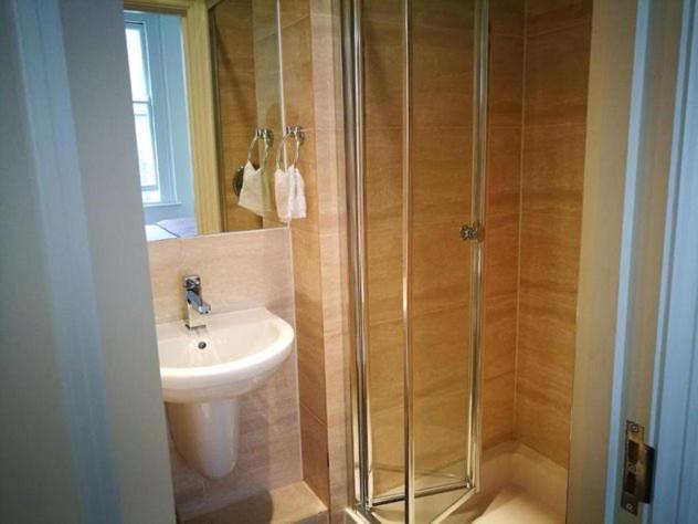 Lovet Homestay Londra Dış mekan fotoğraf